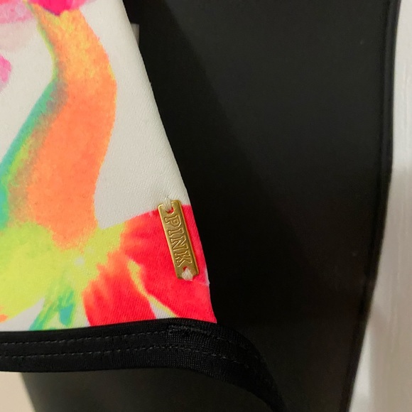 Victoria’s Secret PINK bikini top - Picture 8 of 8